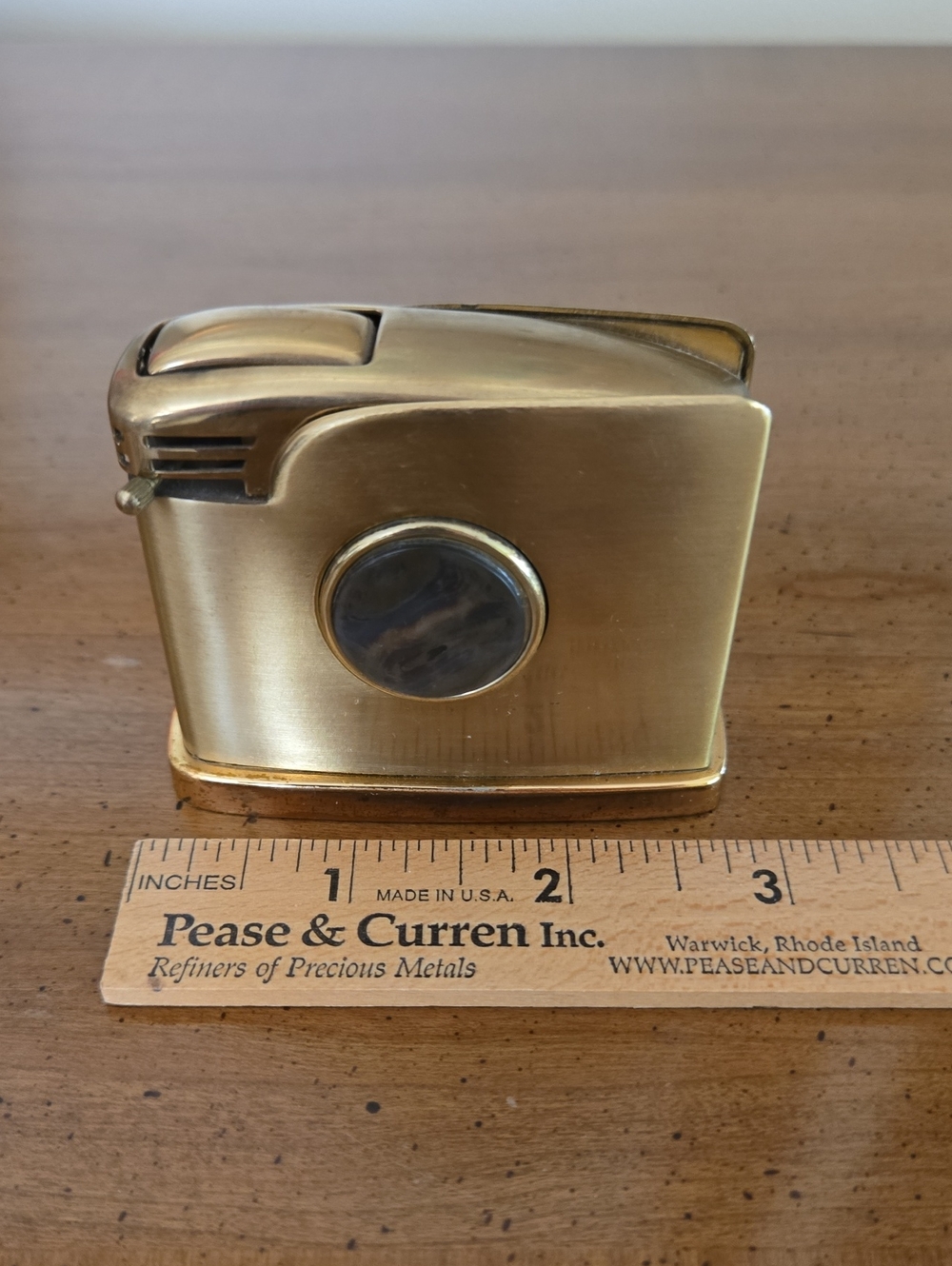 Vintage Brass Table Lighter - Picture 7 of 11